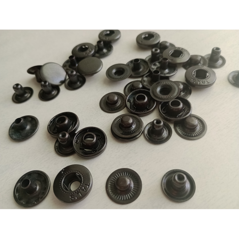 Кнопка ALFA 15 мм Оксид 50 шт. Кнопка ALFA 15 мм Оксид 50 шт.
