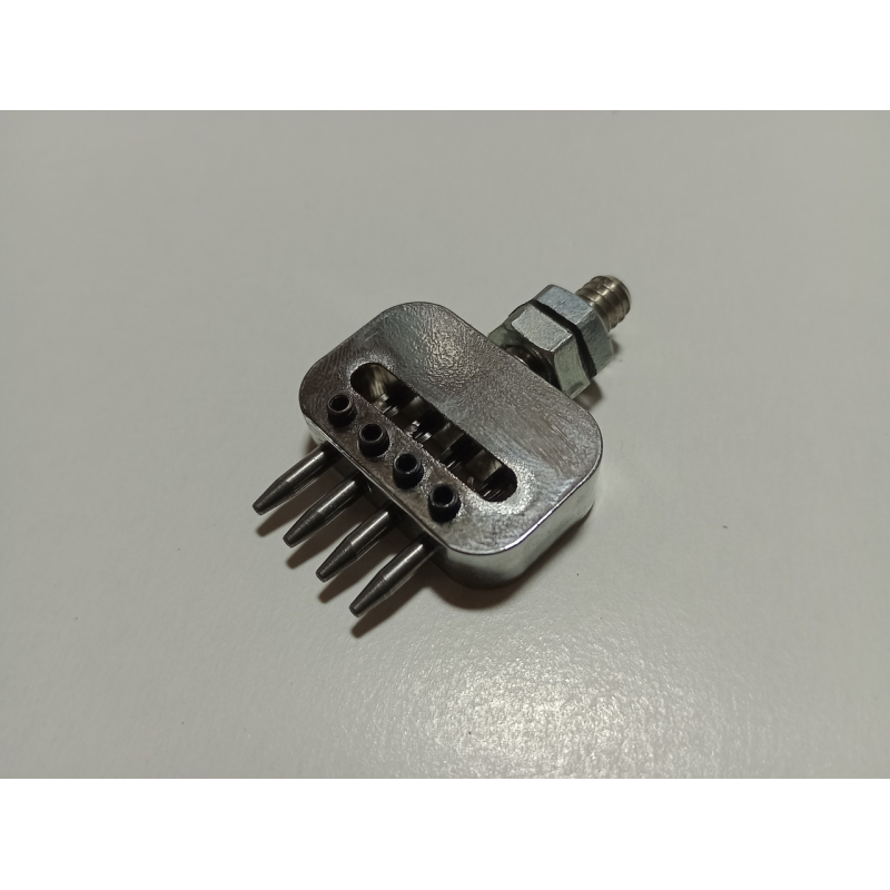 Пробійник круглий кроковий на 4 зуба Пробійник круглий кроковий на 4 зуба