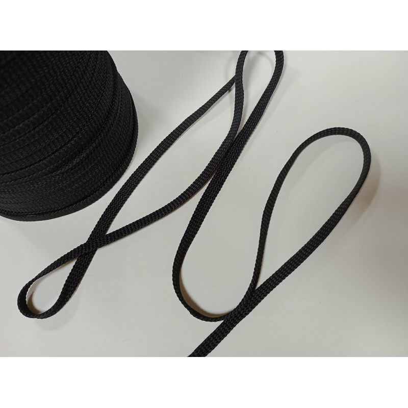 Шнур для одягу плоский 8,5 мм Чорний (10метрів) Шнур для одягу плоский 8,5 мм Чорний (10метрів)